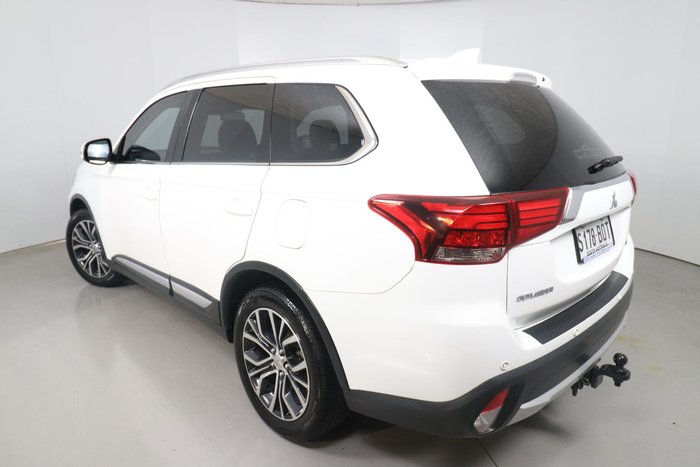 2016 Mitsubishi Outlander LS Safety Pack