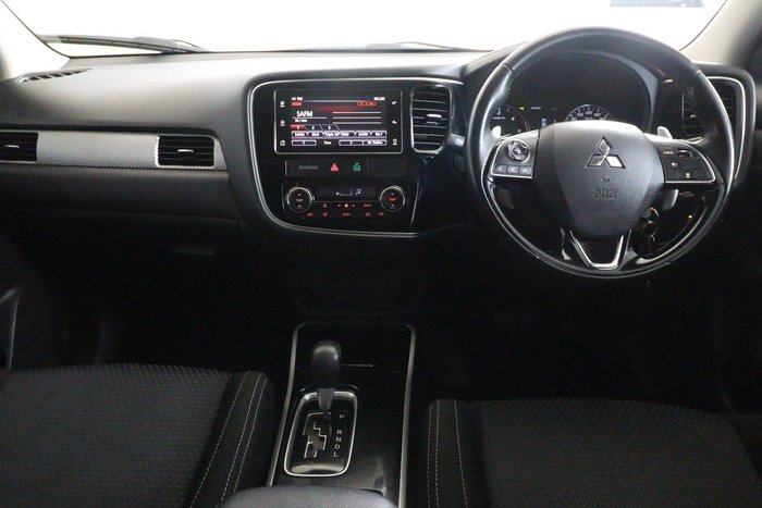 2016 Mitsubishi Outlander LS Safety Pack