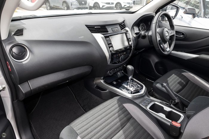 2025 Nissan Navara ST-X D23 MY25 4X4 Dual Range Brilliant Silver