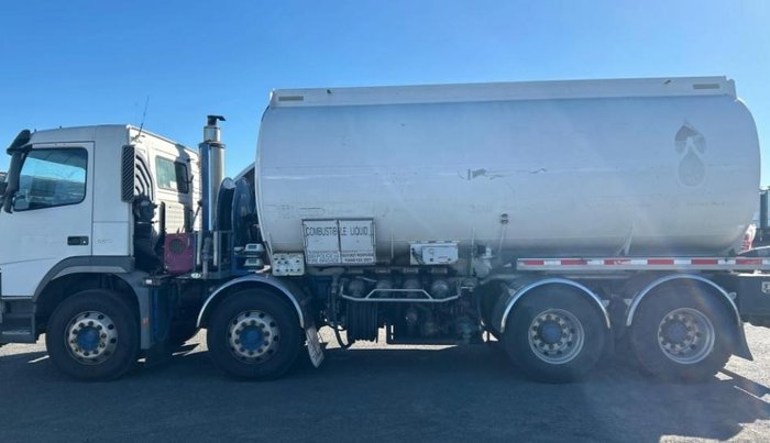 2006 Volvo Fm 480 8X4 White