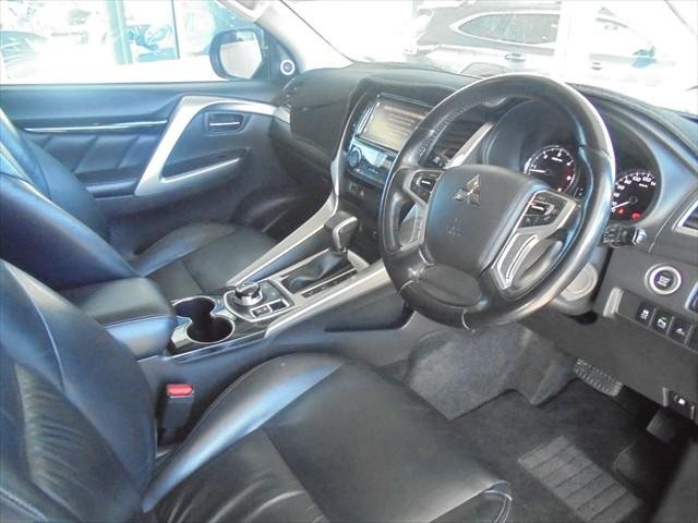 2016 Mitsubishi Pajero Sport Exceed