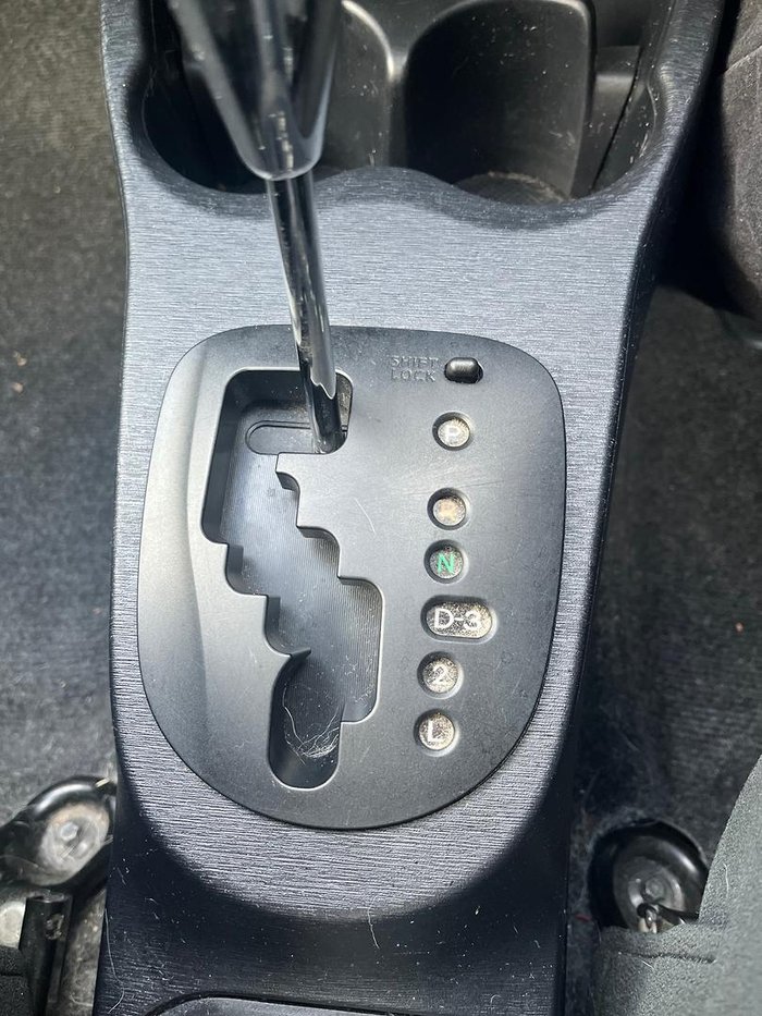2013 Toyota Yaris YR