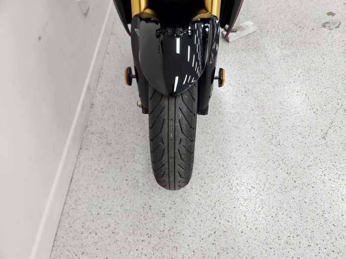 2015 Suzuki GSX-S1000 Red