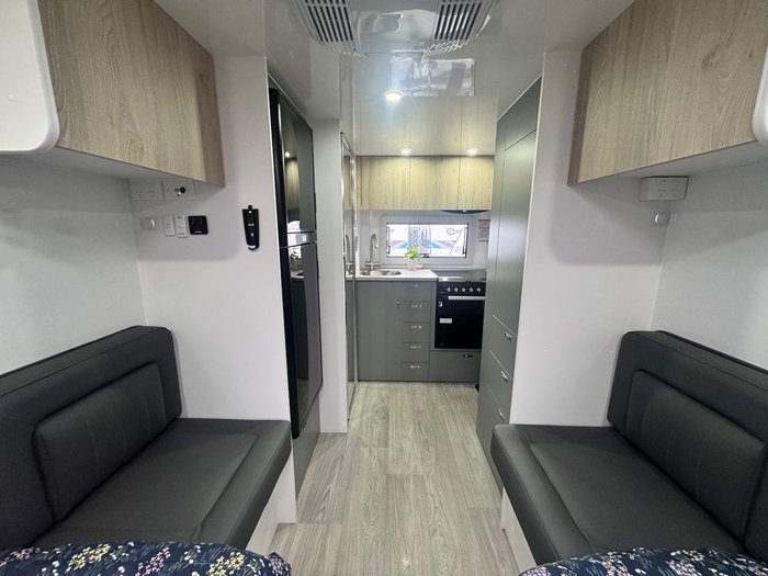 2025 Crusader My25 Gladiator Force 14'10Ft Off-Road 2 Berth Caravan