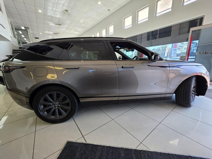 2017 Land Rover Range Rover Velar D240 R-Dynamic SE L560 MY18 AWD Kaikoura Stone