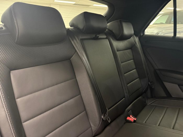 2025 Volkswagen T-Roc 140TSI R-Line