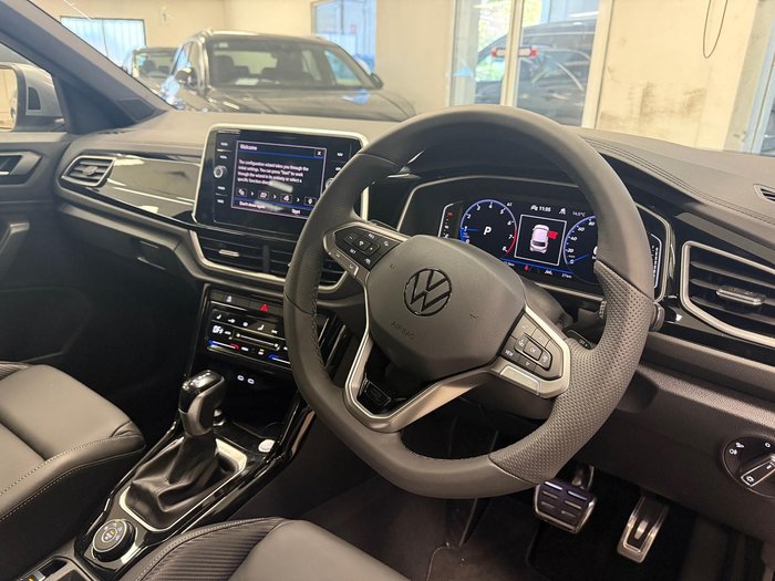 2025 Volkswagen T-Roc 140TSI R-Line