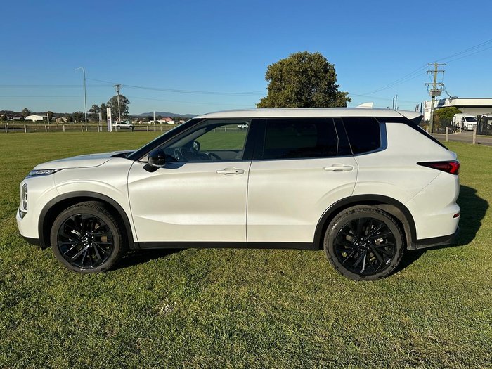 2024 Mitsubishi Outlander Black Edition ZM MY24 White Diamond