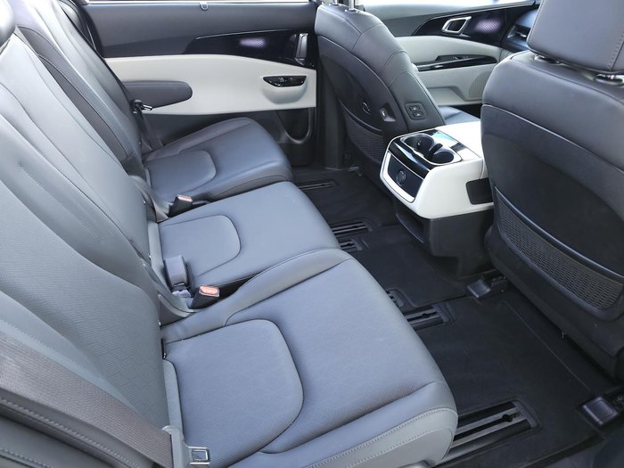 2021 Kia Carnival Platinum