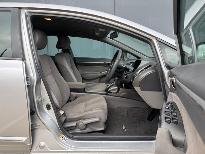 2007 Honda Civic VTi-L 8th Gen MY07 Alabaster Silver