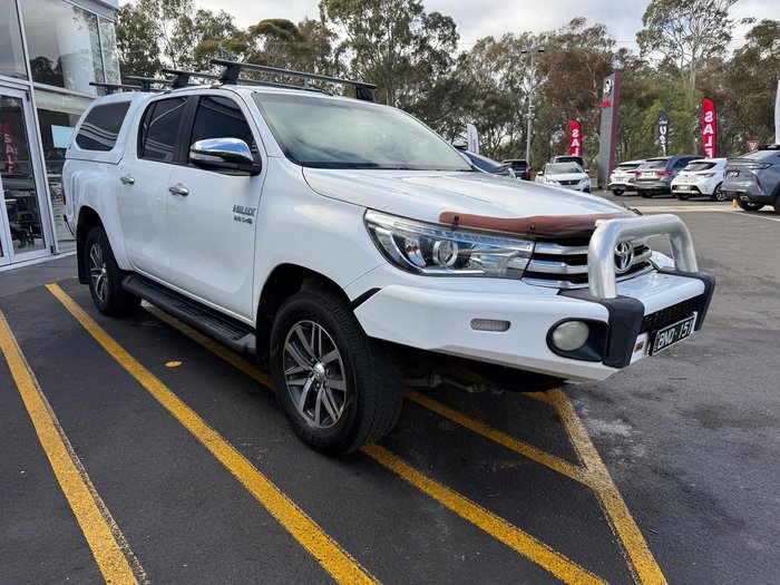 2016 Toyota Hilux SR5