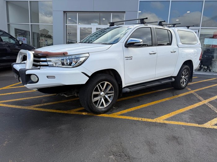 2016 Toyota Hilux SR5