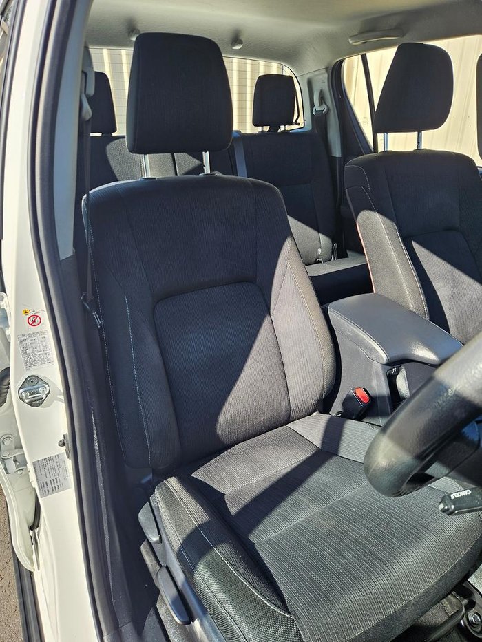 2019 Toyota Hilux SR