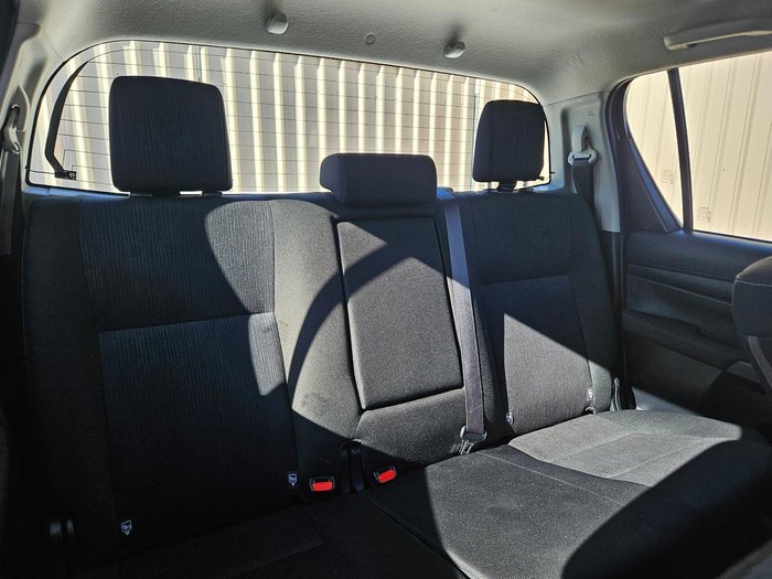 2019 Toyota Hilux SR