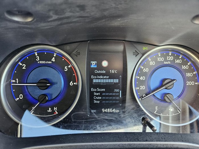 2019 Toyota Hilux SR