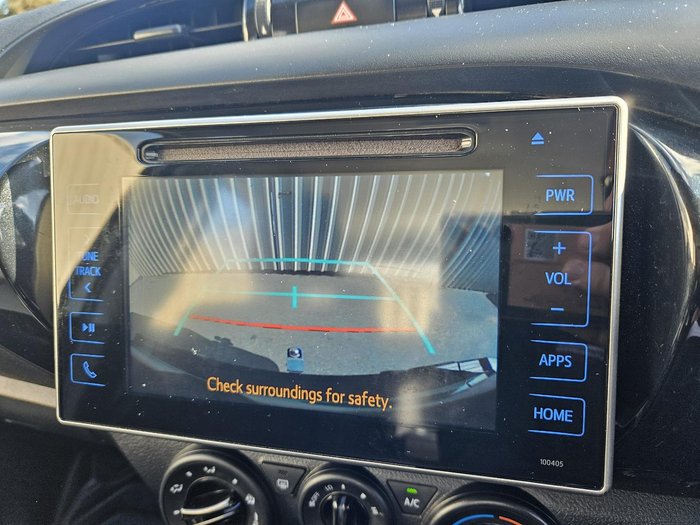 2019 Toyota Hilux SR
