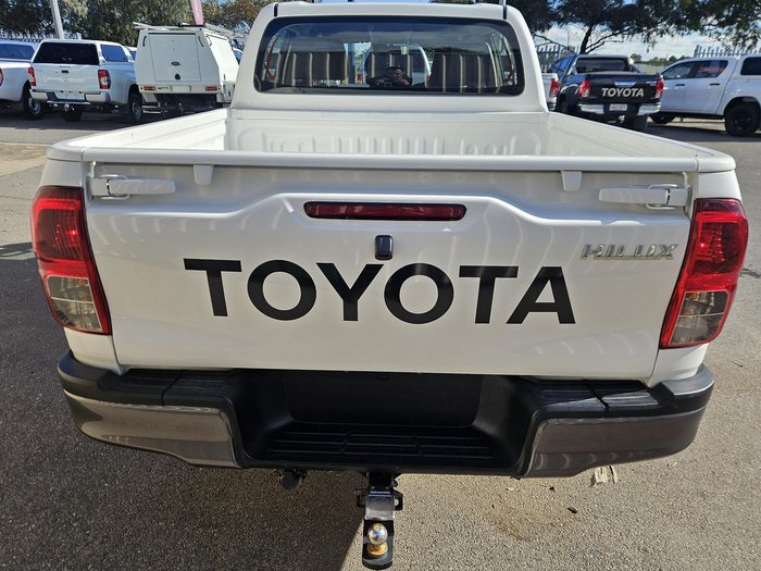 2019 Toyota Hilux SR
