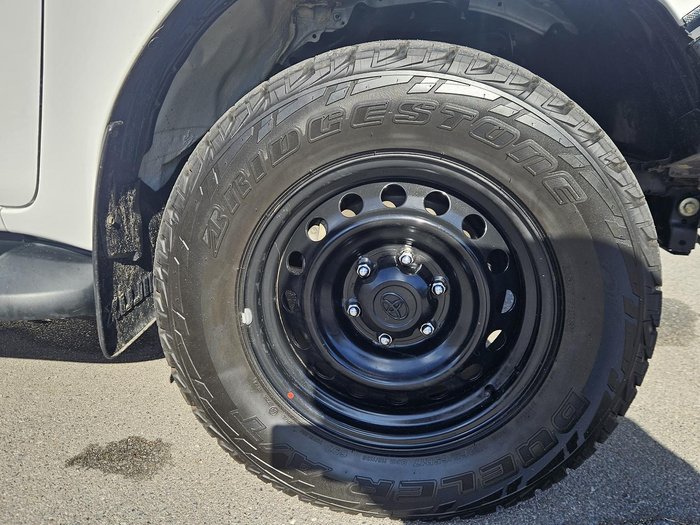 2019 Toyota Hilux SR