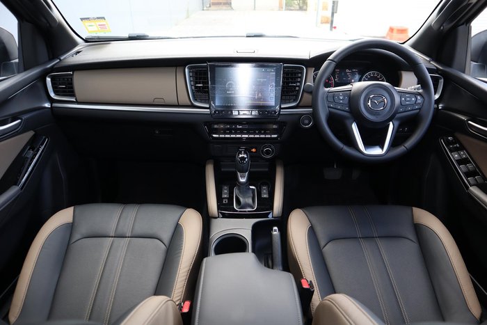 2024 Mazda BT-50 SP