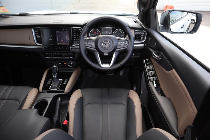 2024 Mazda BT-50 SP