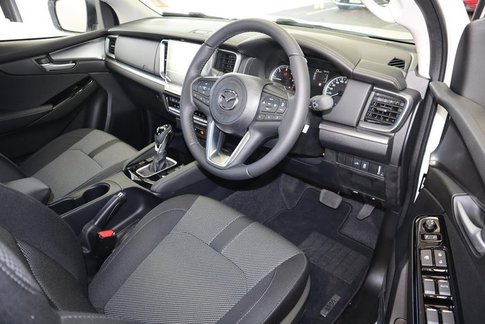 2024 Mazda BT-50 XTR