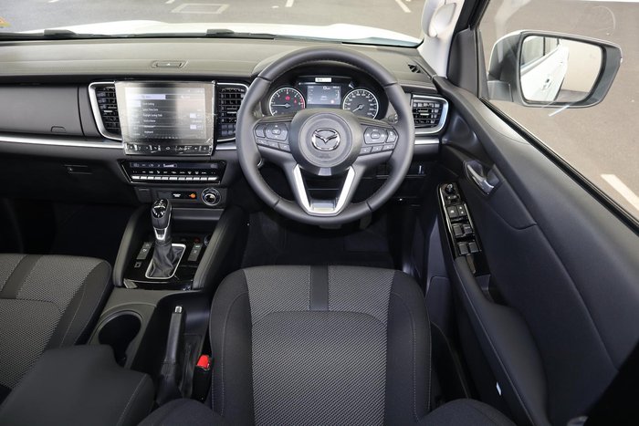 2024 Mazda BT-50 XTR