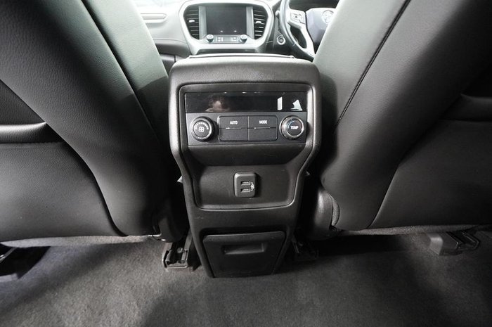 2019 Holden Acadia LTZ