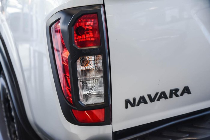 2018 Nissan Navara SL D23 Series 3 4X4 Dual Range Brilliant Silver