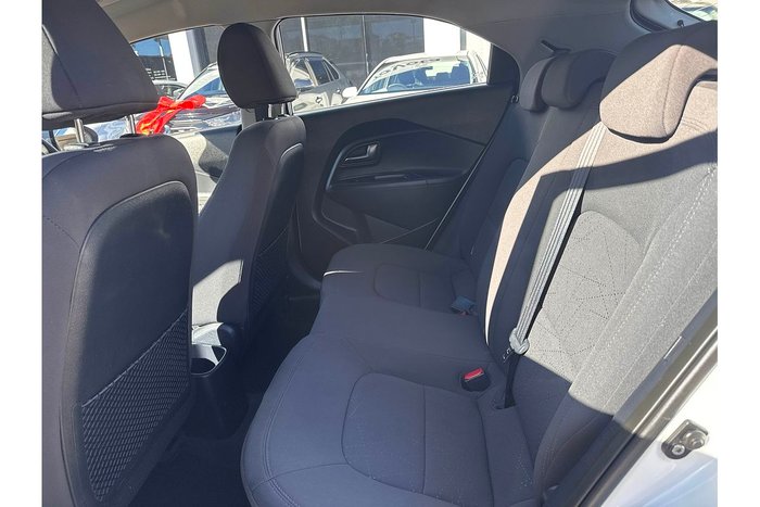 2013 Kia Rio S
