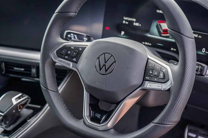 2025 Volkswagen Touareg 210TDI R-Line