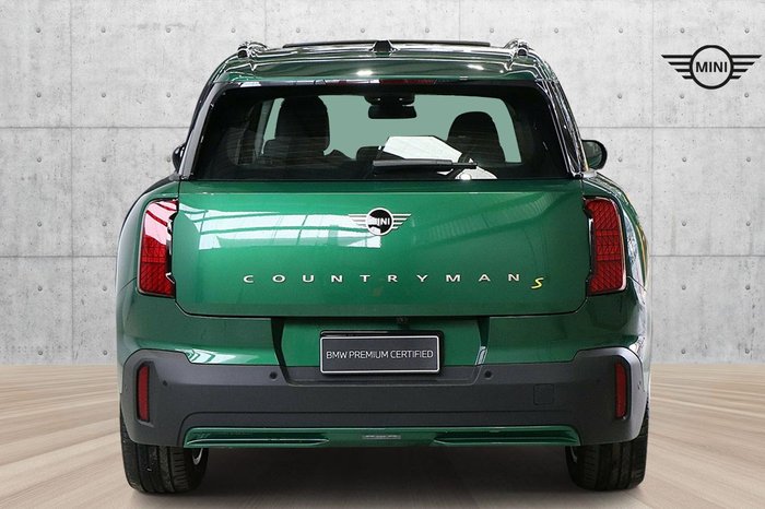 2024 MINI Countryman SE Classic