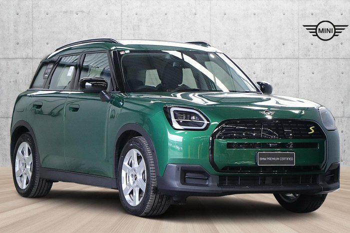 2024 MINI Countryman SE Classic