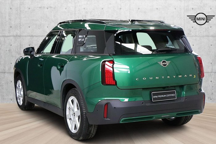 2024 MINI Countryman SE Classic