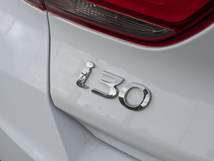 2020 Hyundai i30 Active PD.V4 MY21 Polar White