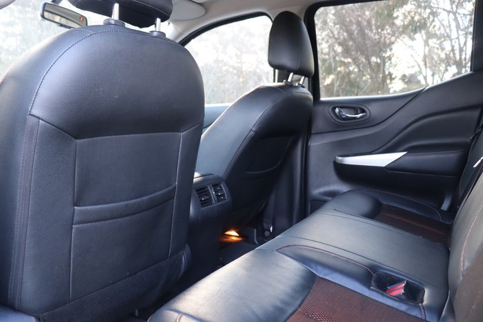 2019 Nissan Navara N-TREK