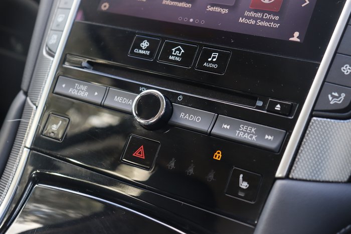 2016 INFINITI Q50 S