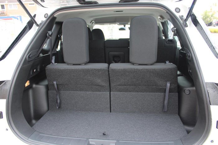 2024 Mitsubishi Outlander ES