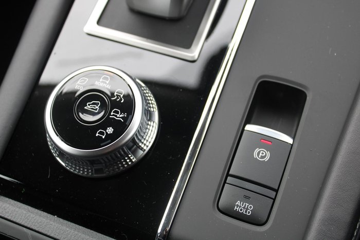 2024 Mitsubishi Outlander ES