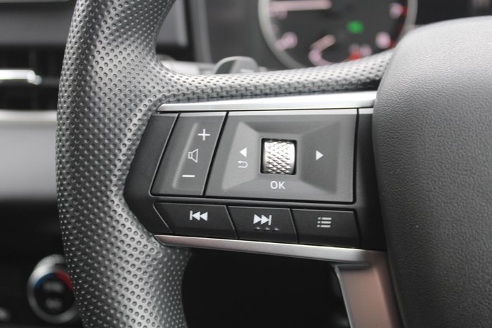 2024 Mitsubishi Outlander ES