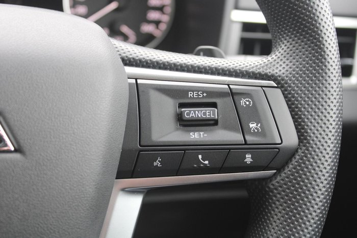 2024 Mitsubishi Outlander ES