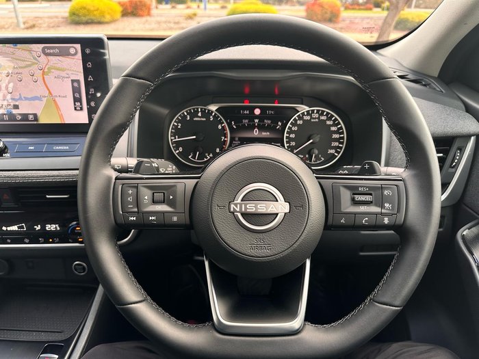 2025 Nissan QASHQAI ST-L