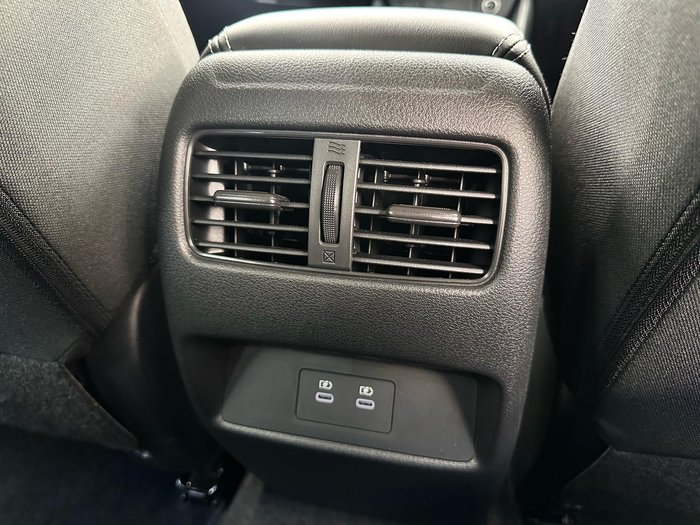 2025 Nissan QASHQAI ST-L