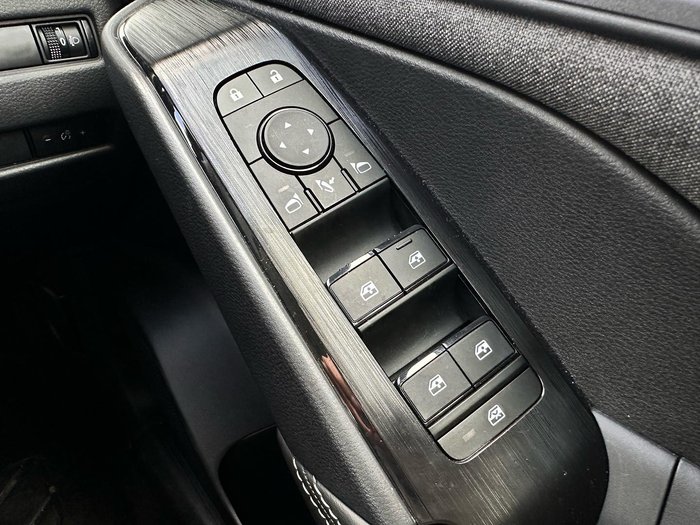 2025 Nissan QASHQAI ST-L