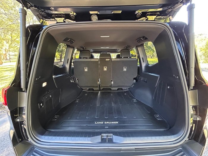 2023 Toyota Landcruiser GR Sport