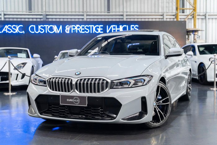 2022 BMW 3 Series 330i M Sport