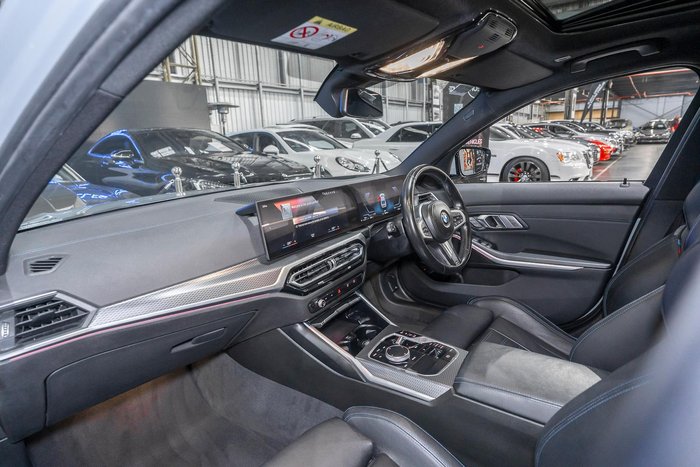 2022 BMW 3 Series 330i M Sport