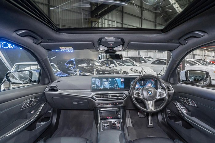 2022 BMW 3 Series 330i M Sport