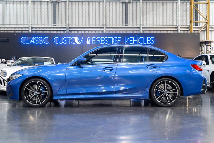 2022 BMW 3 Series 330i M Sport