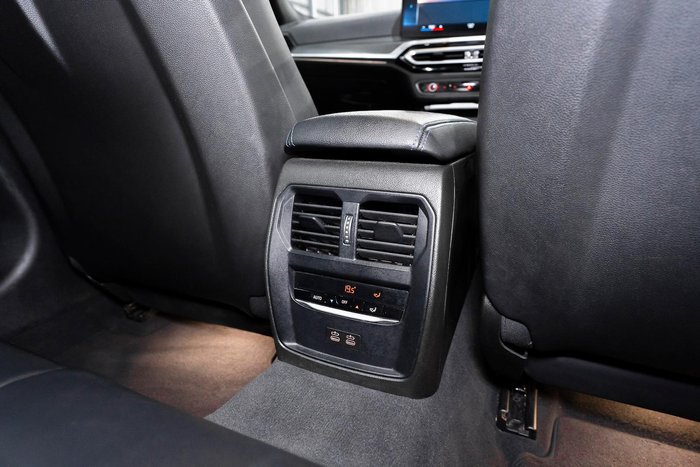 2022 BMW 3 Series 330i M Sport