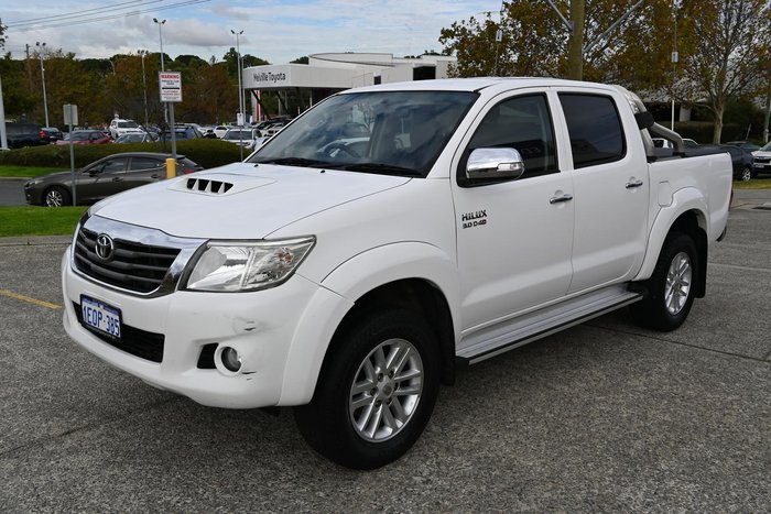2014 Toyota Hilux SR5